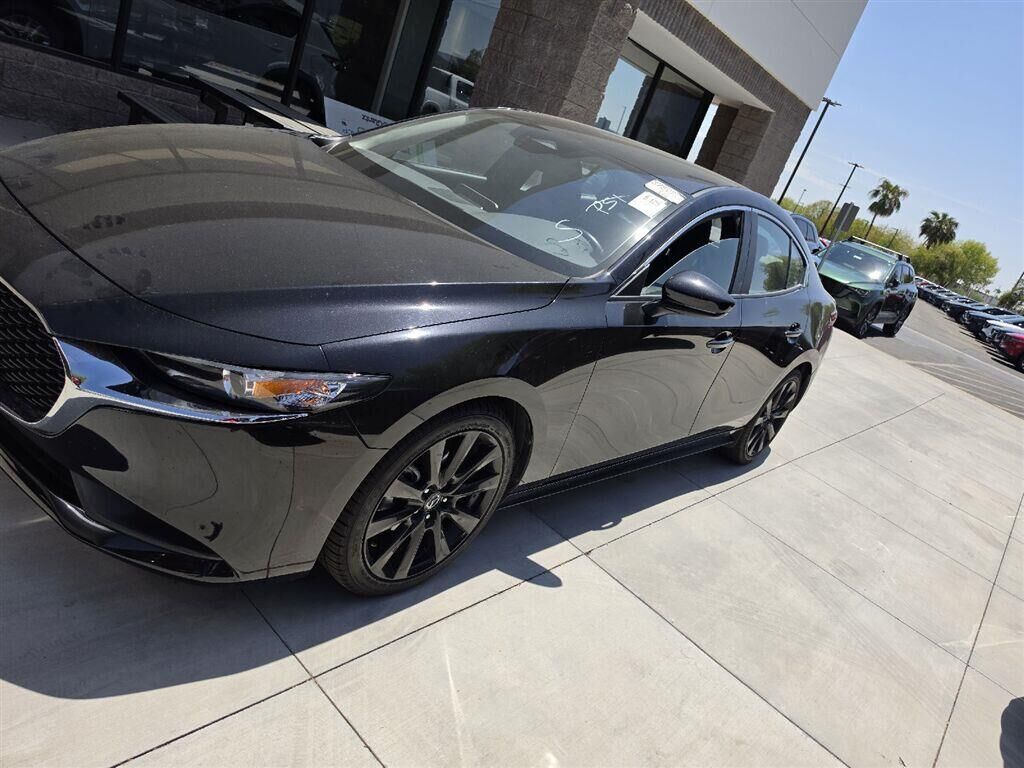2024 MAZDA Mazda3