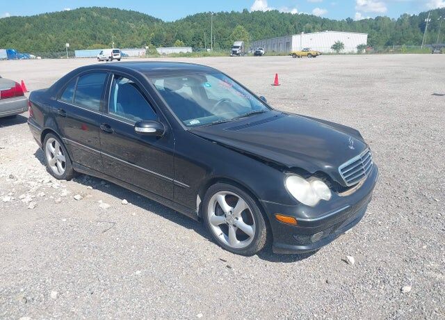 2006 MERCEDES-BENZ C-Class