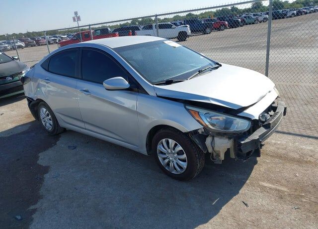 2016 HYUNDAI Accent