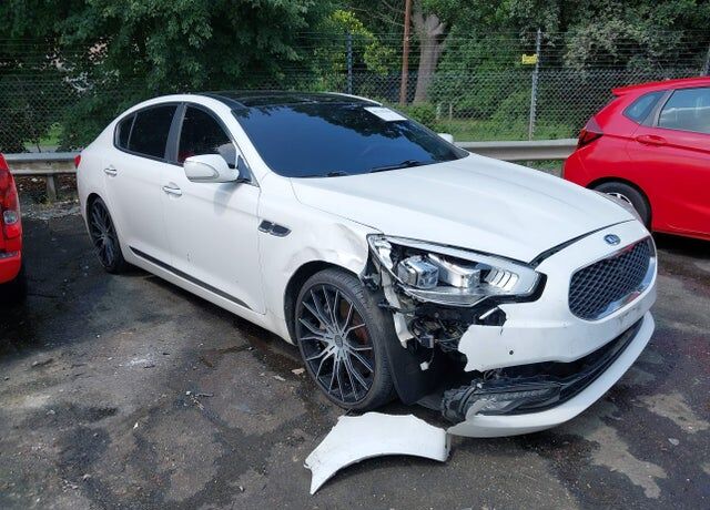 2015 KIA K900