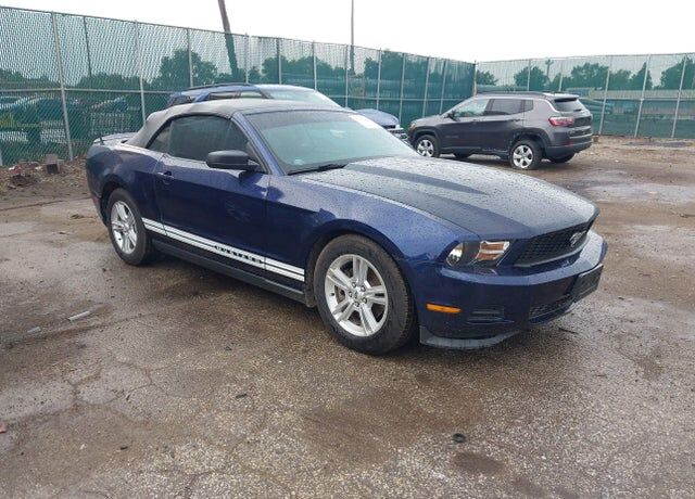 2011 FORD Mustang