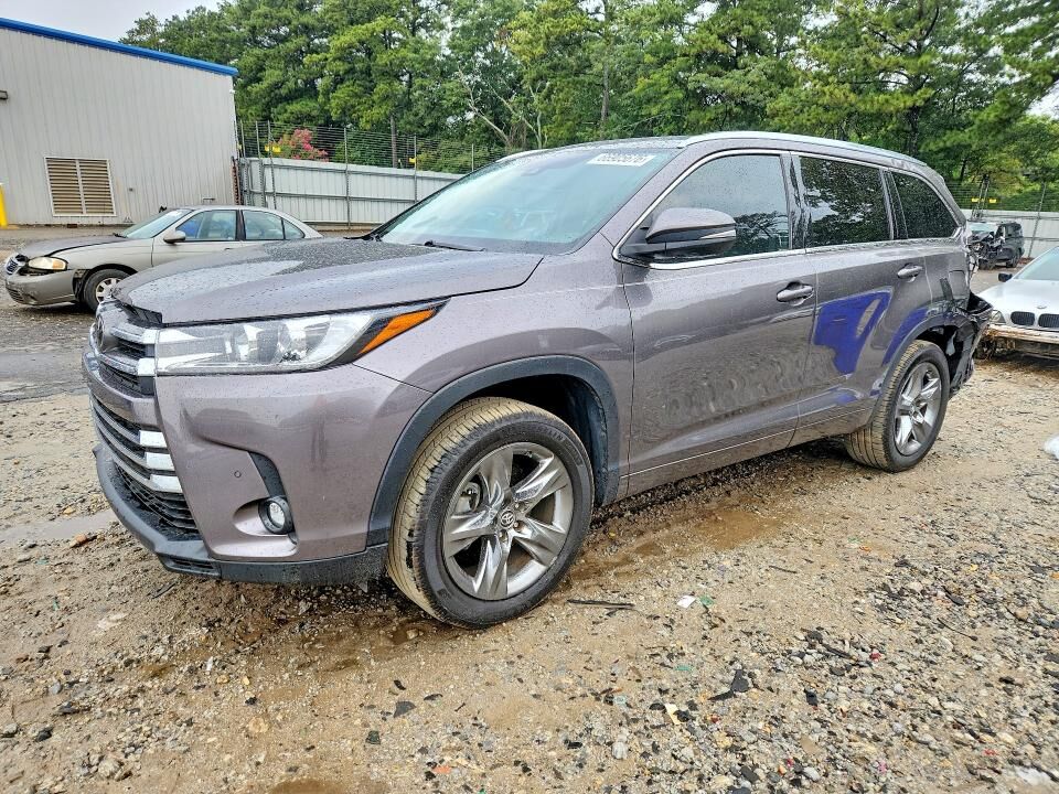2019 TOYOTA Highlander