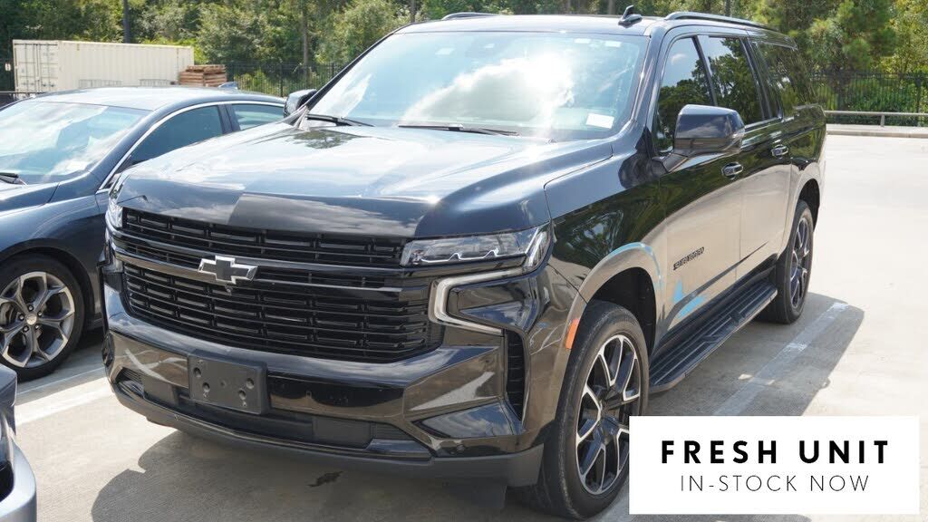 2024 CHEVROLET Suburban