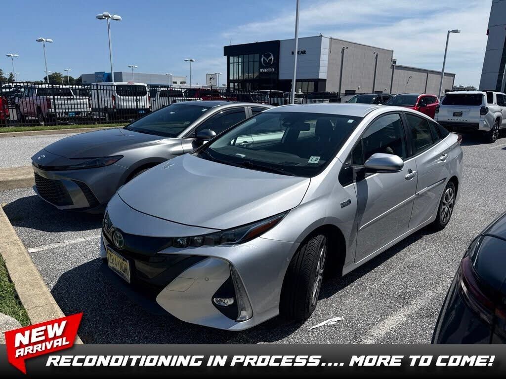 2022 TOYOTA Prius