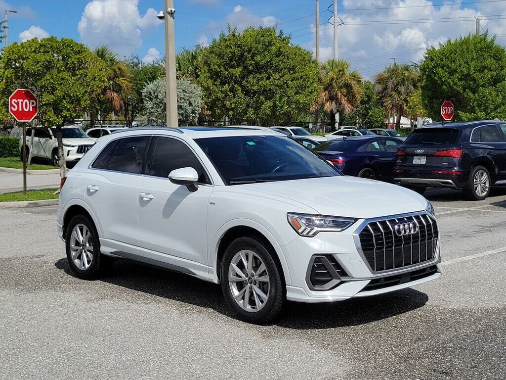 2023 AUDI Q3