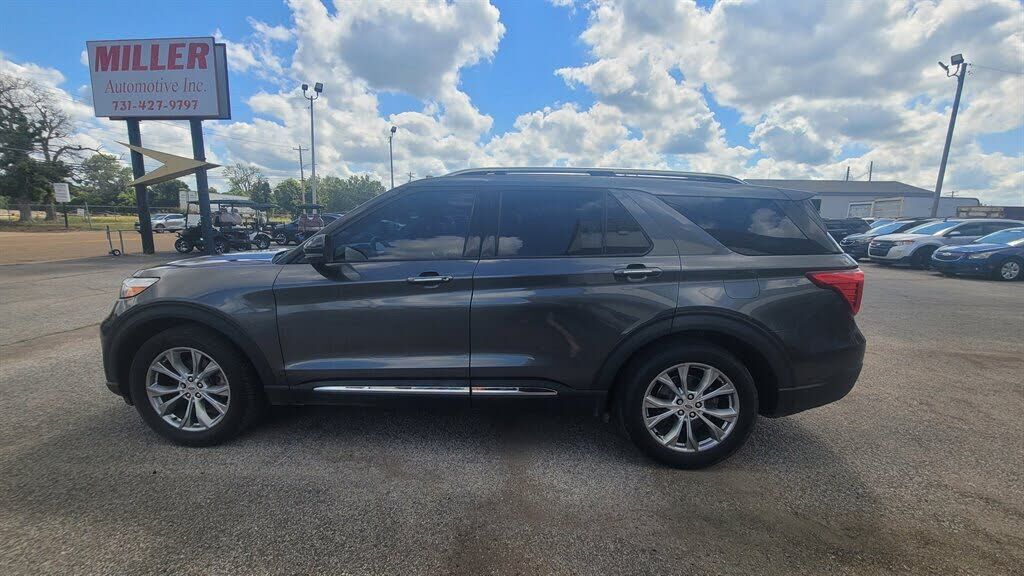 2020 FORD Explorer