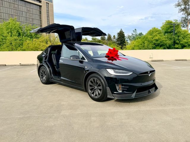 2018 TESLA Model X