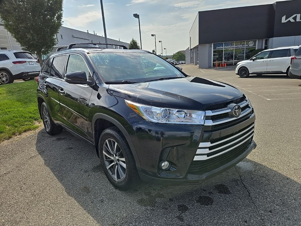 2018 TOYOTA Highlander