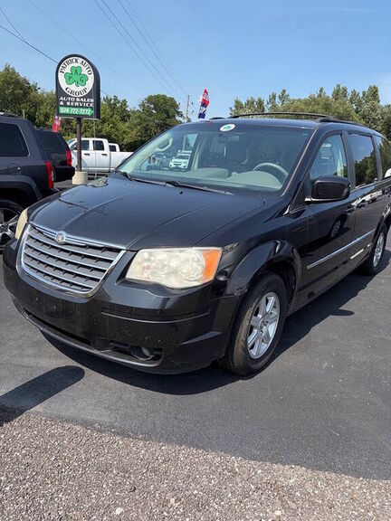 2010 CHRYSLER Town and Country