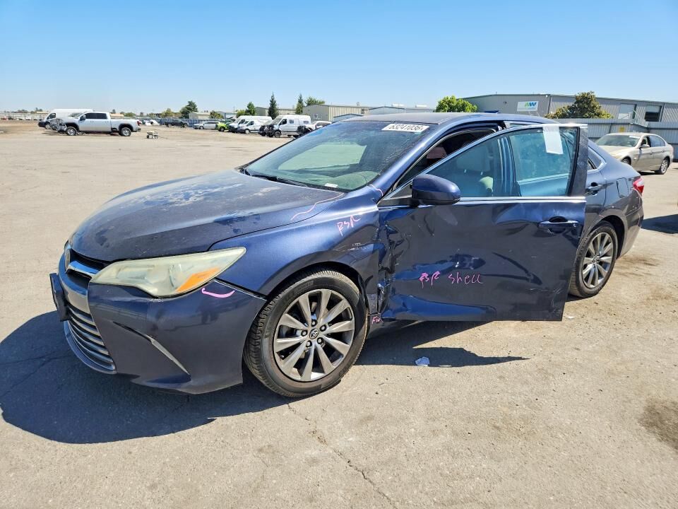 2016 TOYOTA Camry