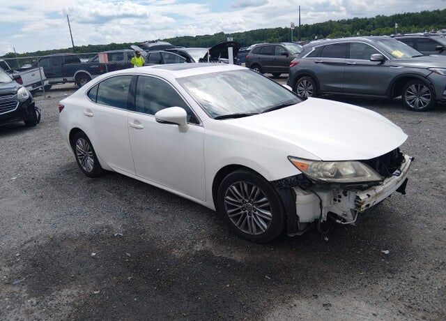 2013 LEXUS ES
