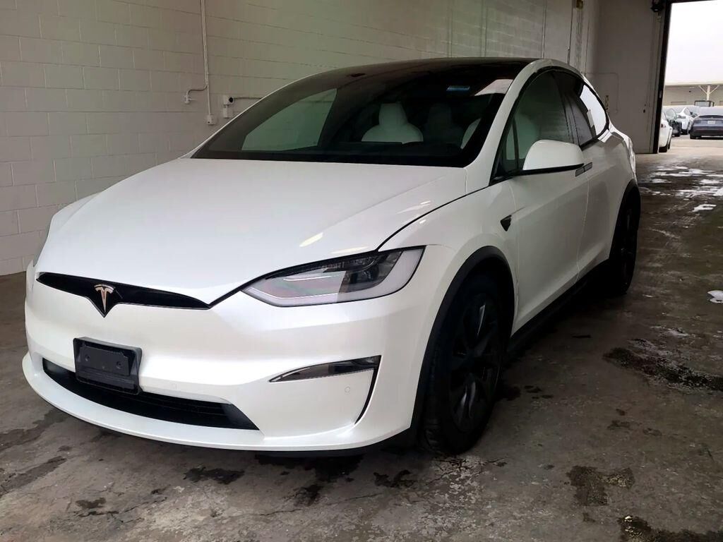 2022 TESLA Model X