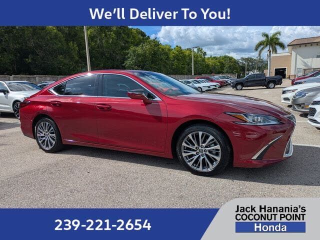2020 LEXUS ES