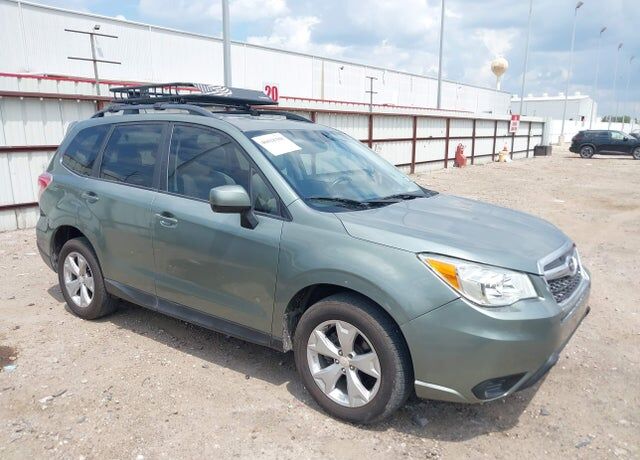 2015 SUBARU Forester