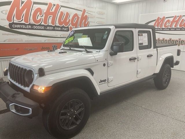 2025 JEEP Gladiator