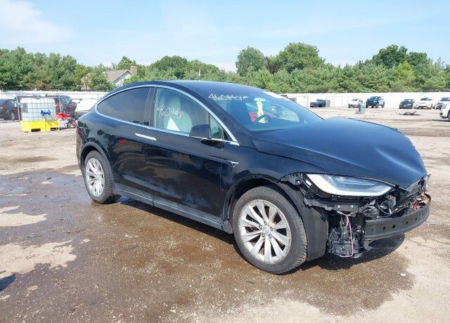 2020 TESLA Model X