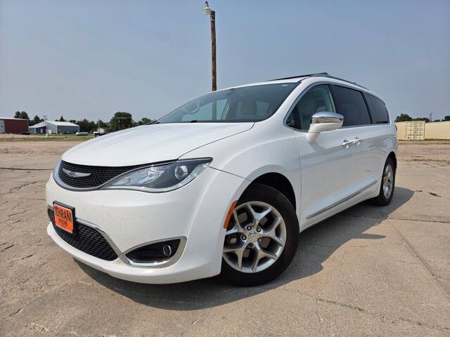 2019 CHRYSLER Pacifica