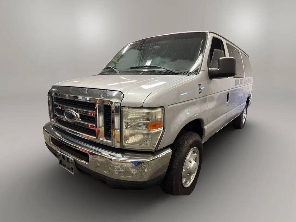 2008 FORD E-350