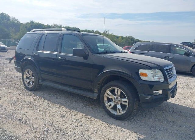 2010 FORD Explorer