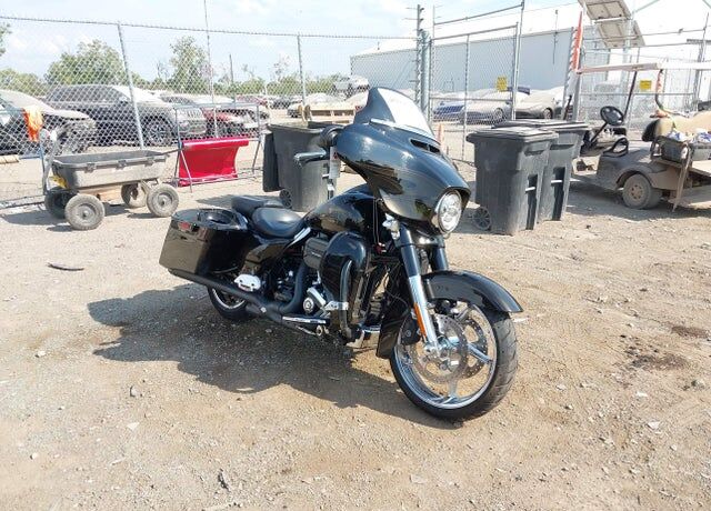 2015 HARLEY DAVIDSON CVO Street Glide Special