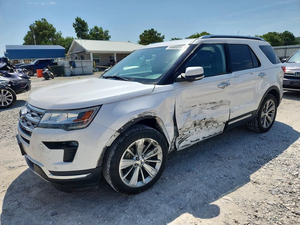 2018 FORD Explorer