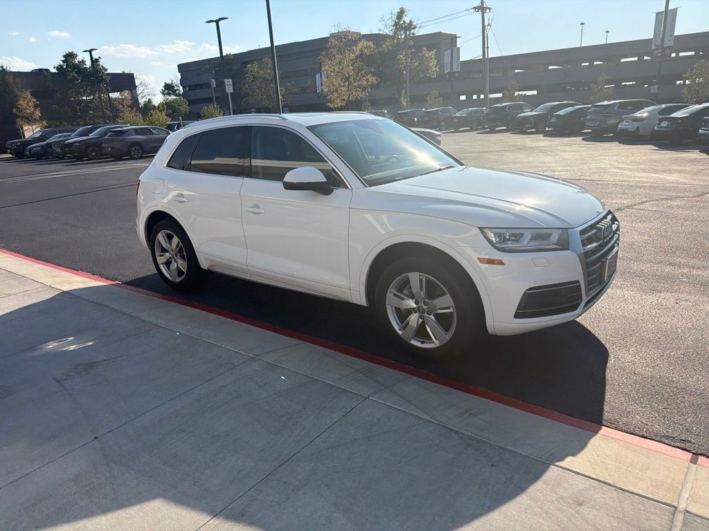 2018 AUDI Q5