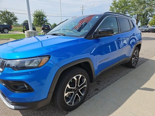 2023 JEEP Compass