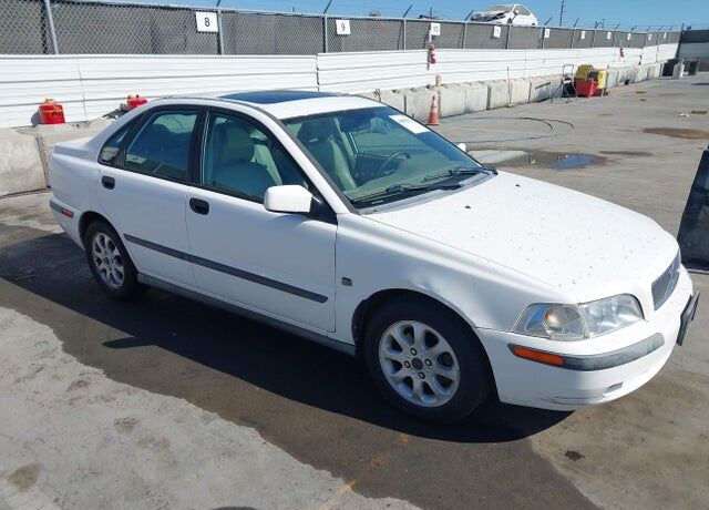 2001 VOLVO S40