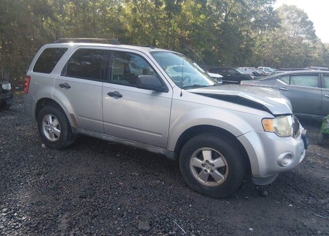 2011 FORD Escape