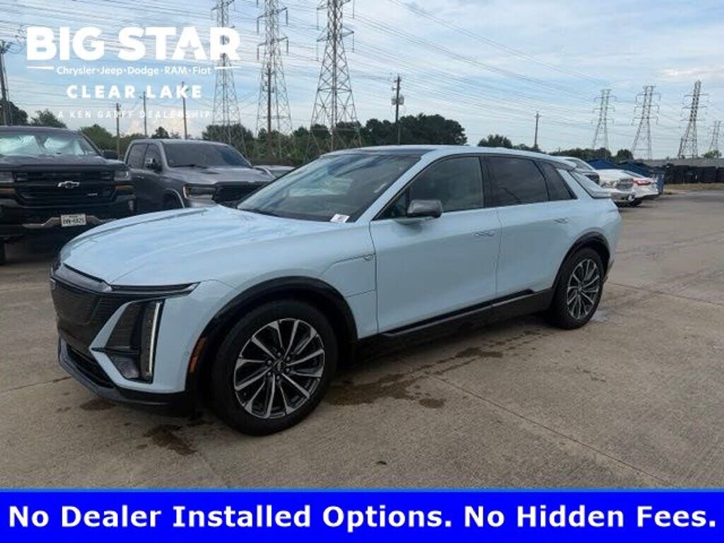 2024 CADILLAC Lyriq