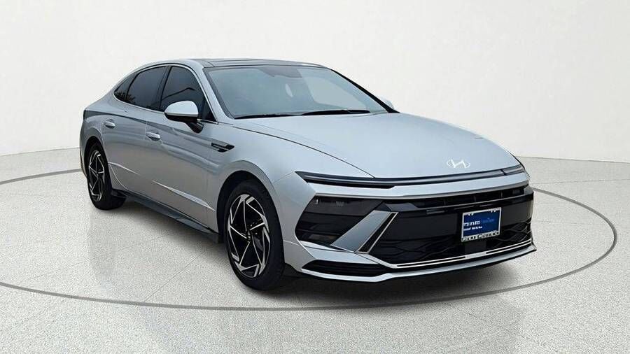 2025 HYUNDAI Sonata