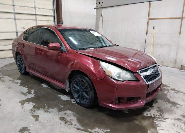 2013 SUBARU Legacy