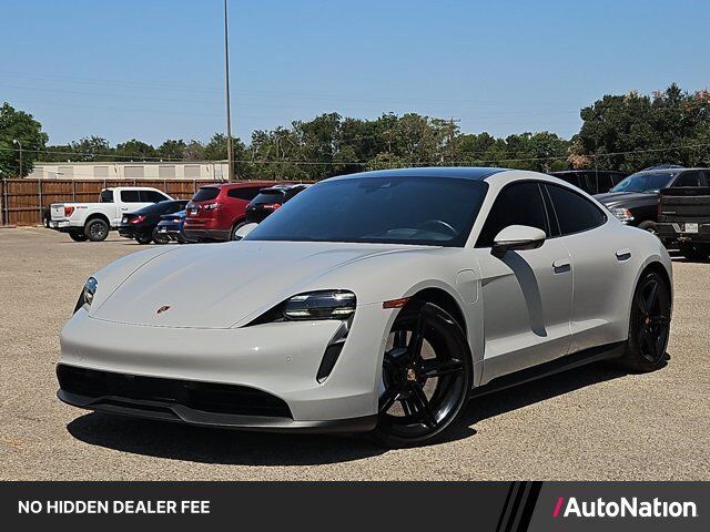 2022 PORSCHE Taycan