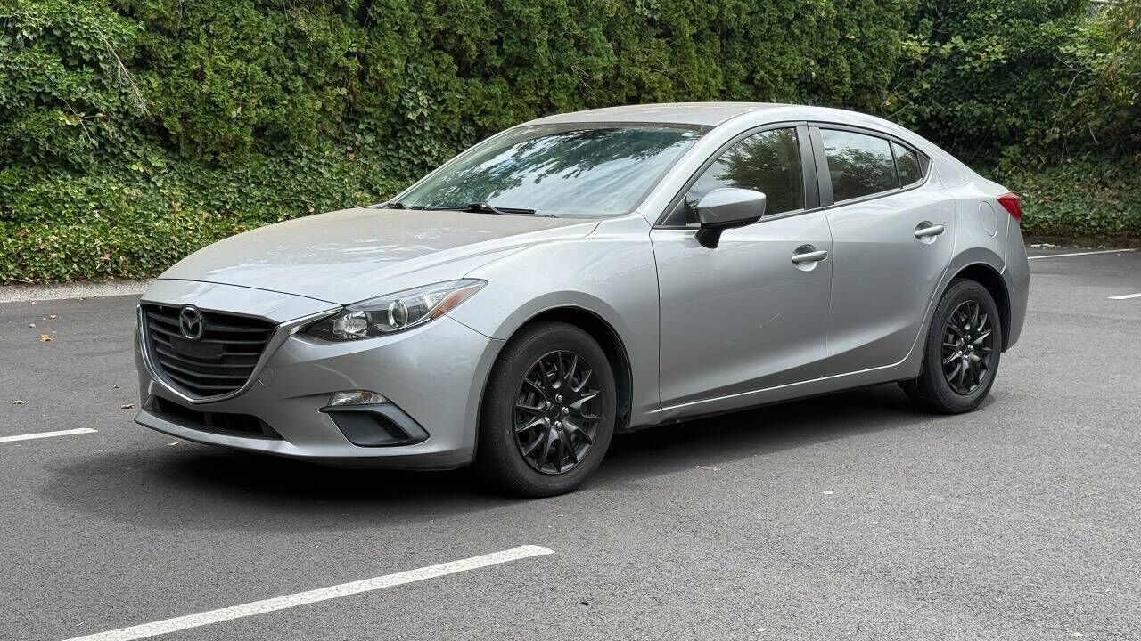 2015 MAZDA Mazda3