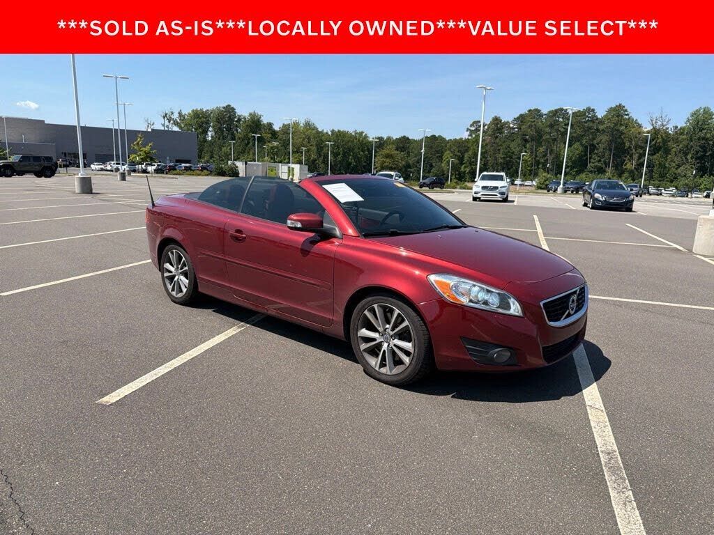 2011 VOLVO C70