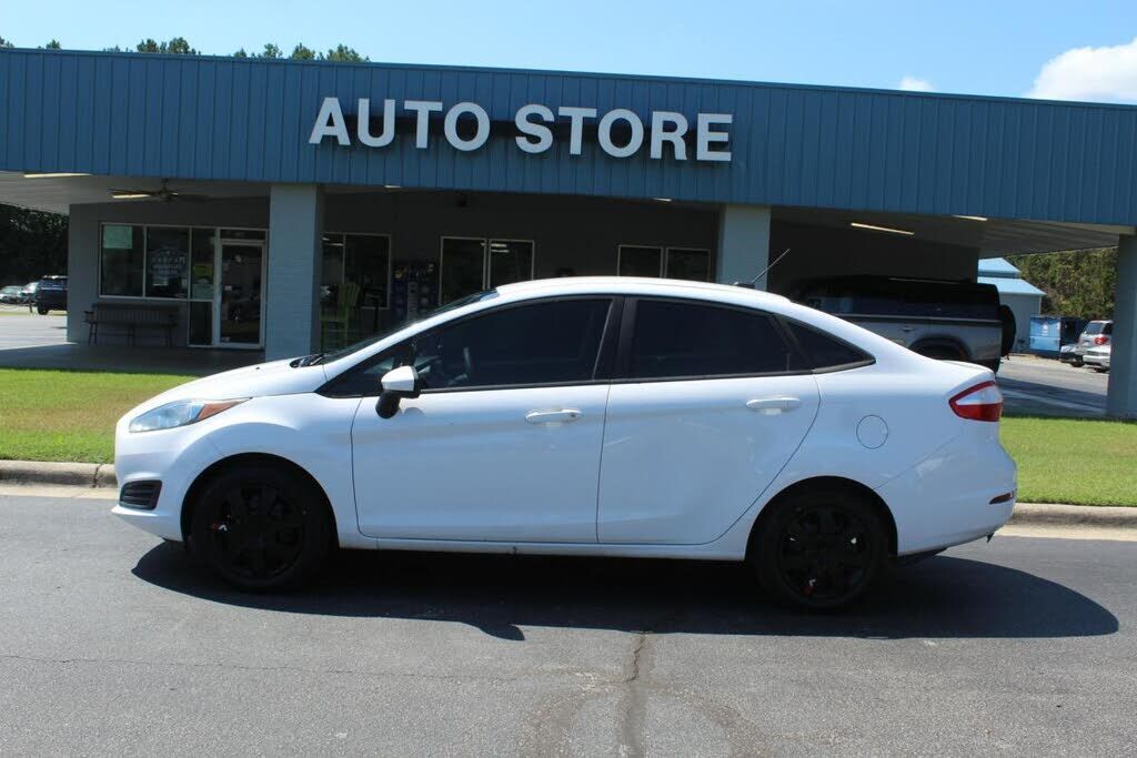 2018 FORD Fiesta