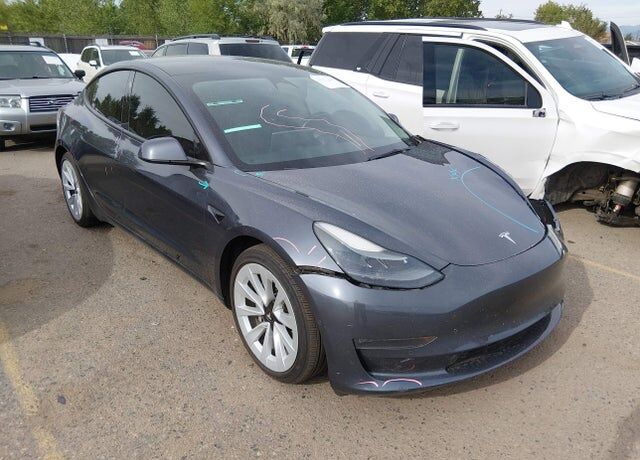 2022 TESLA Model 3