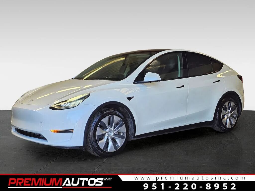 2022 TESLA Model Y