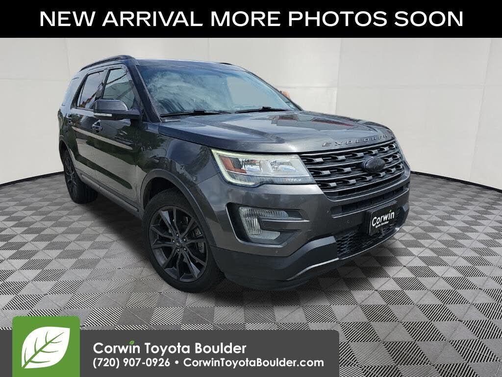2017 FORD Explorer