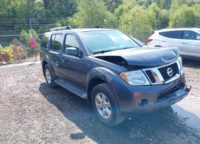 2011 NISSAN Pathfinder