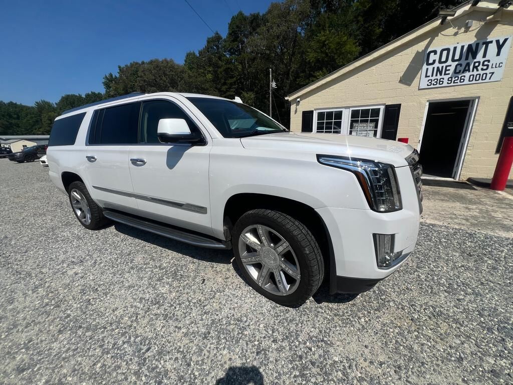 2016 CADILLAC Escalade