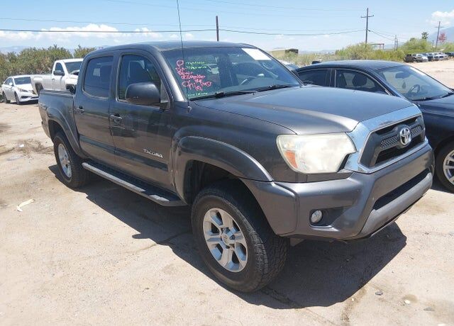 2015 TOYOTA Tacoma
