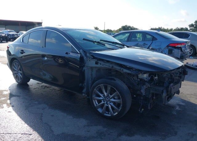 2021 MAZDA Mazda3
