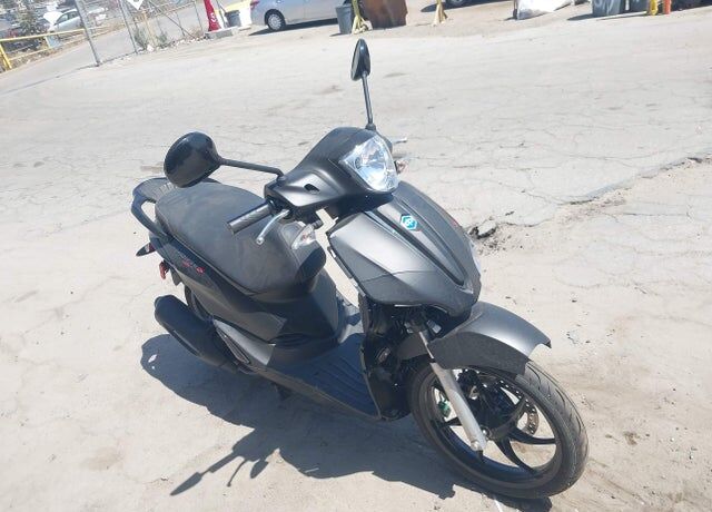 2023 PIAGGIO AND VESPA LIBERTY