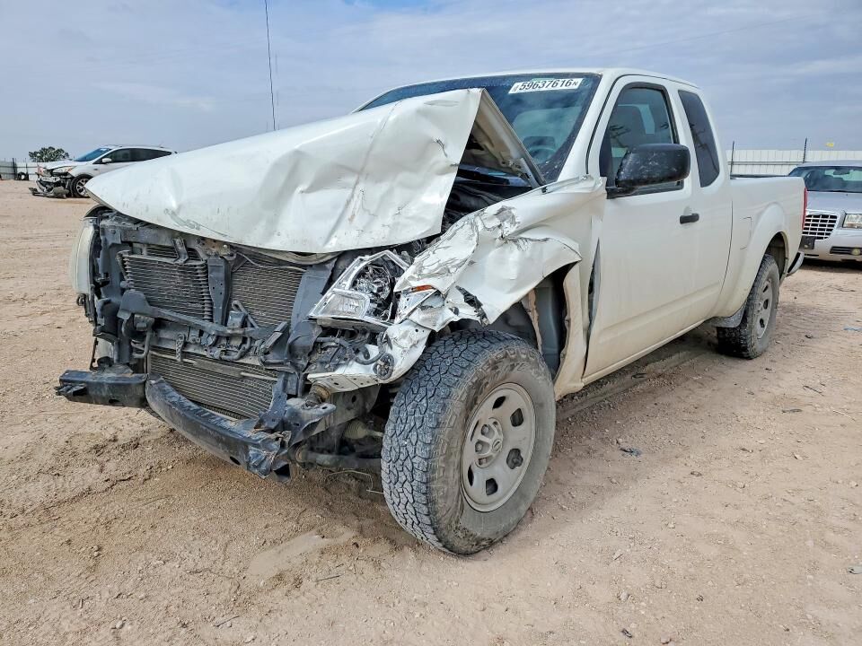 2015 NISSAN Frontier