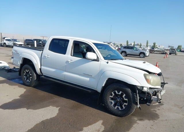 2011 TOYOTA Tacoma