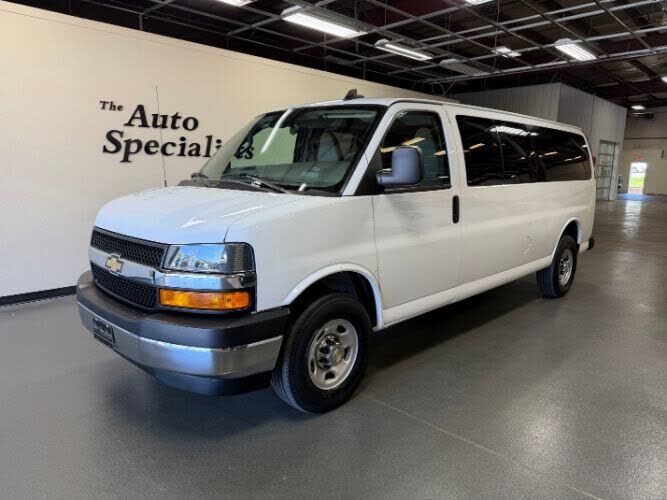 2024 CHEVROLET Express