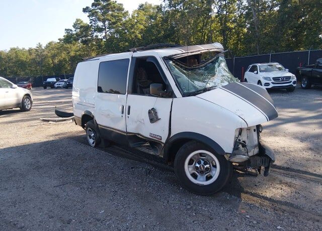 2001 GMC Safari
