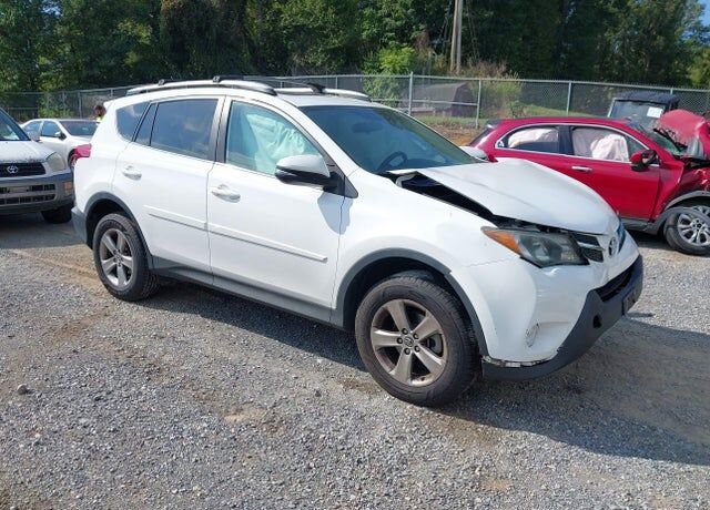 2015 TOYOTA RAV4