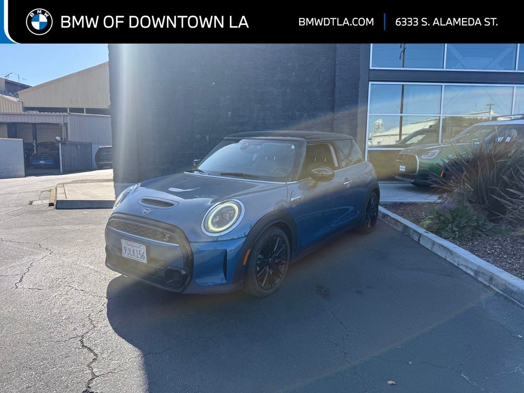 2023 MINI Hardtop